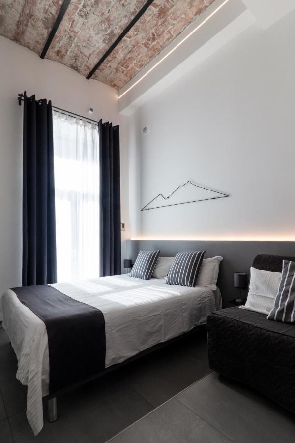 Vesucharme Suite Luxury Room 那不勒斯 外观 照片