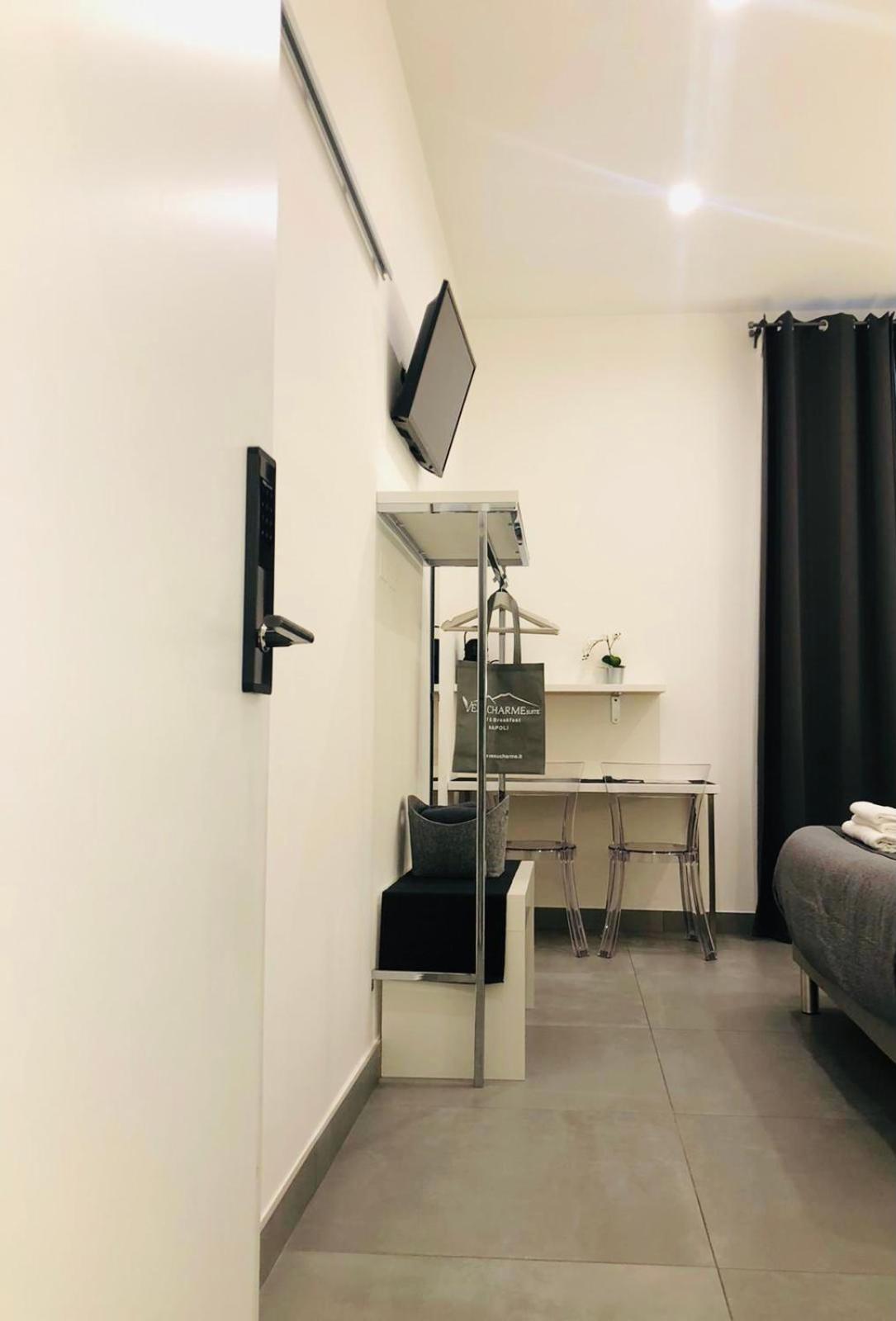Vesucharme Suite Luxury Room 那不勒斯 外观 照片