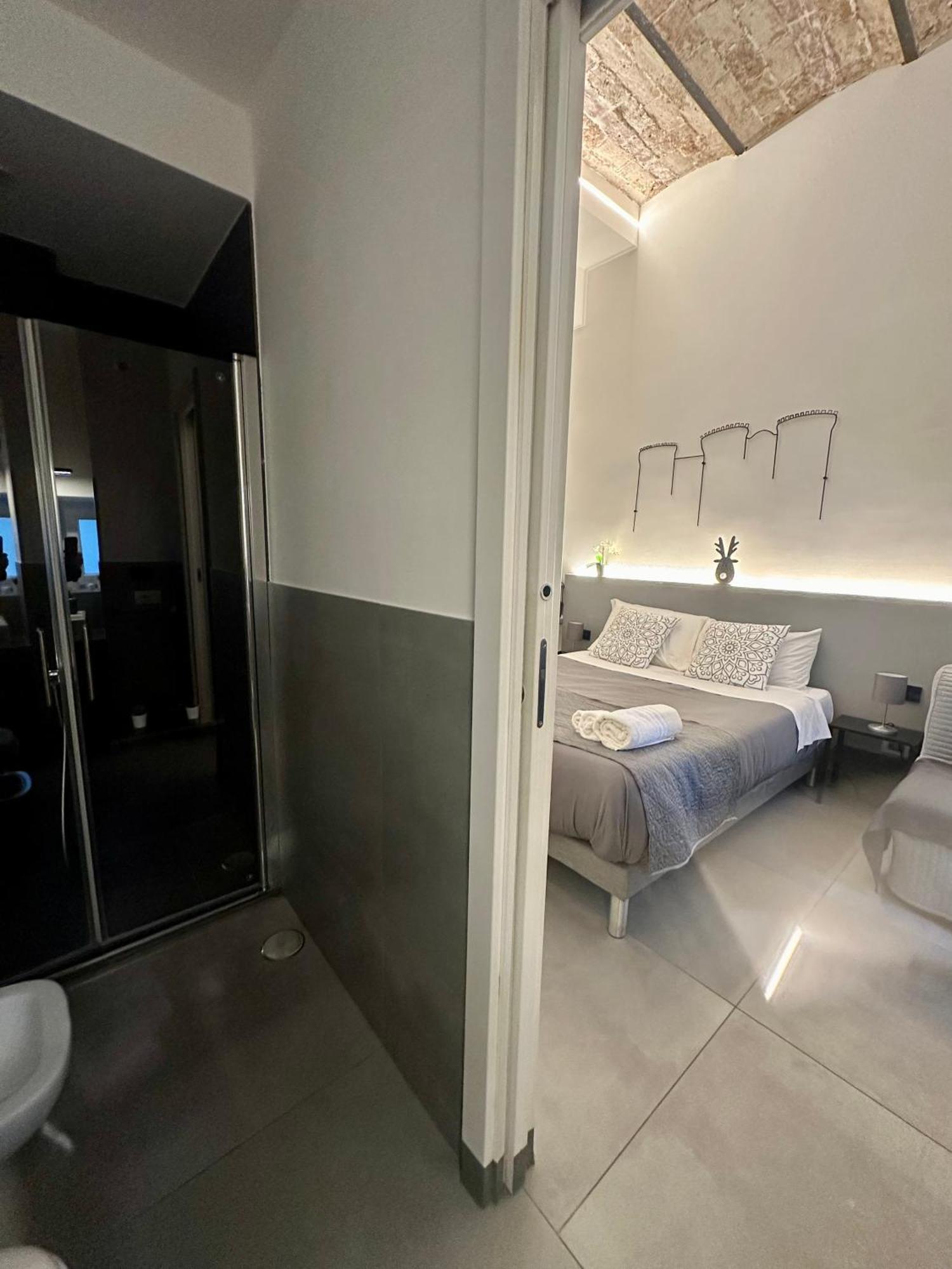 Vesucharme Suite Luxury Room 那不勒斯 外观 照片
