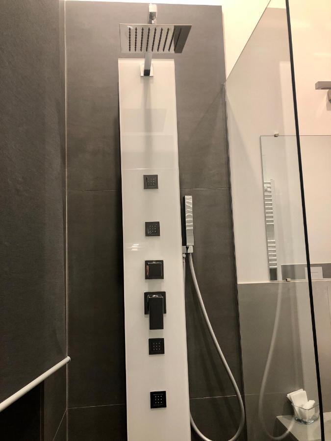 Vesucharme Suite Luxury Room 那不勒斯 外观 照片